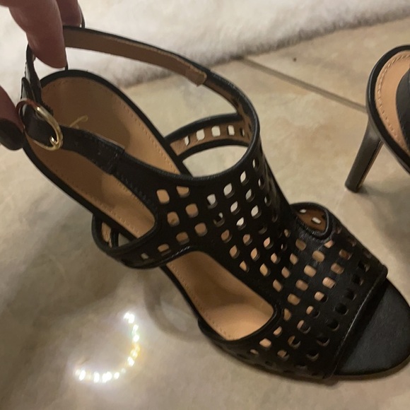 NEW Bettye Muller GENUINE leather open tie sandles.Black size 7M cut out design - Picture 6 of 9